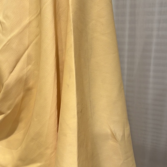 Aiifos Issa Cape Minidress - Picture 12 of 16